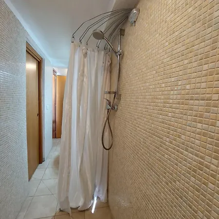 Ferienhaus La Casa Nel Borgo -comoda, Spaziosa, Vicina Al Mare E A Tutti I Servizi *